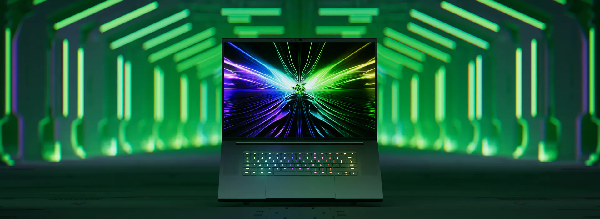 Razer Blade 18｜Razer｜株式会社アユート PCパーツ・VR・オーディオ等